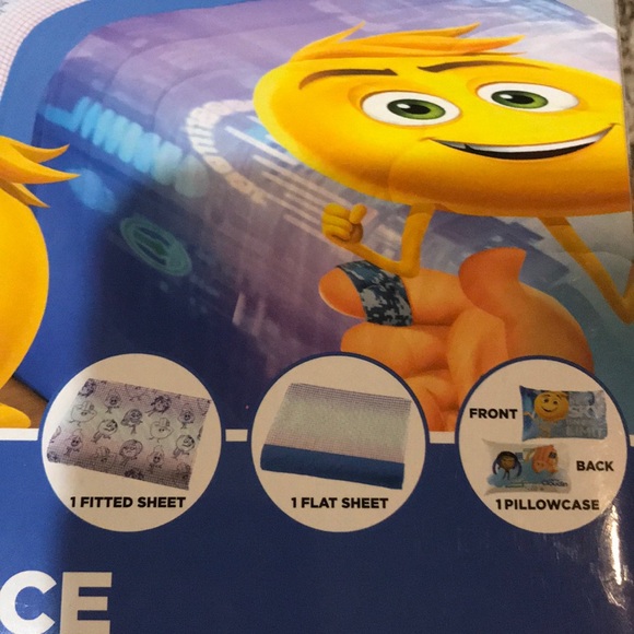 The Emoji Movie twin 3-piece sheet set - Picture 2 of 4